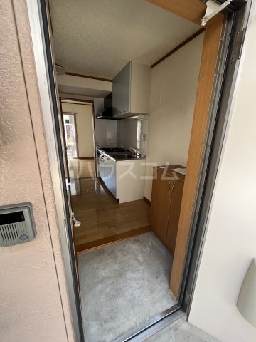 13/30 玄関