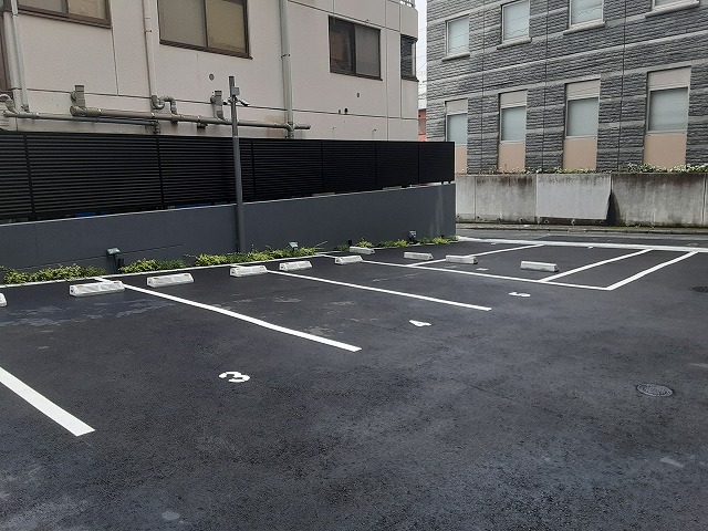 23/25 駐車場