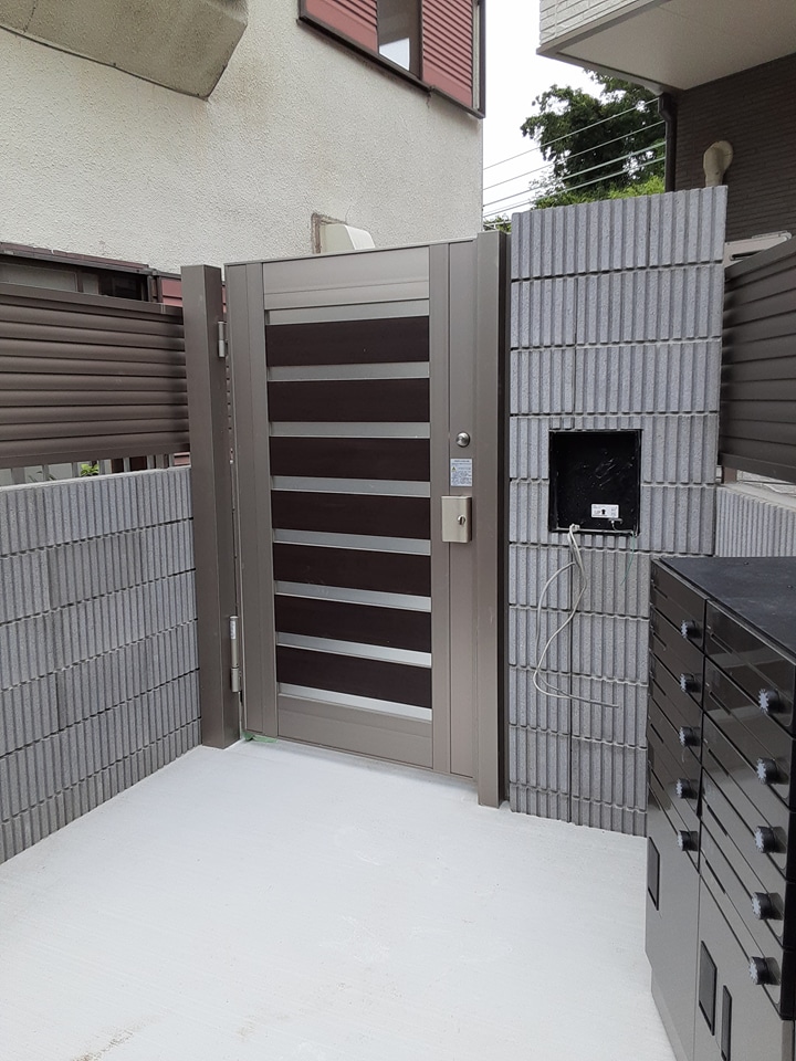 29/30 エントランス