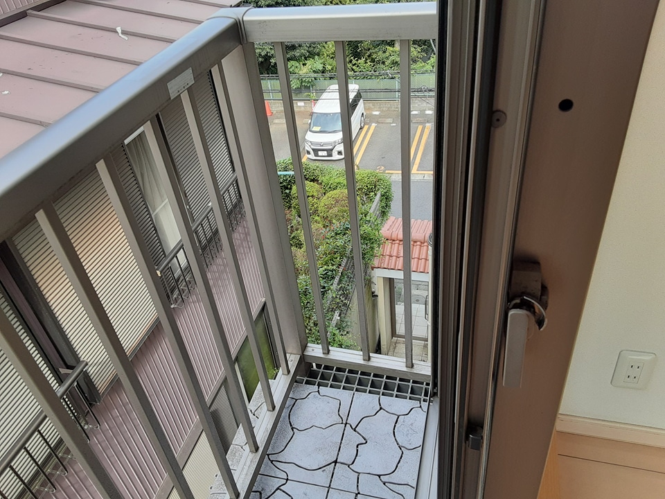 18/27 バルコニー