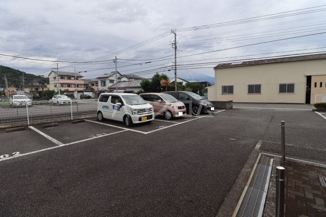 19/26 駐車場