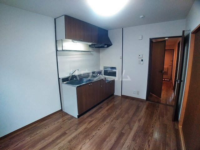 14/30 キッチン