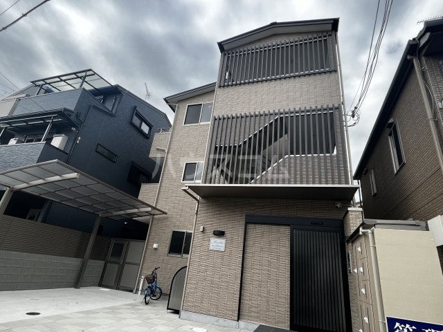 2/30 外観
