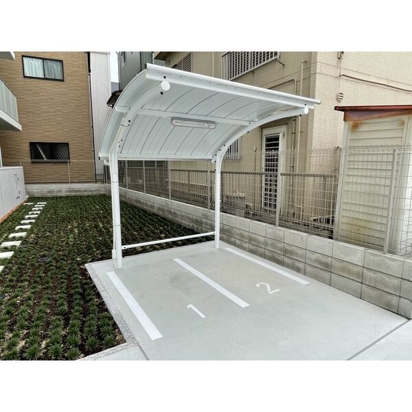 18/24 駐車場