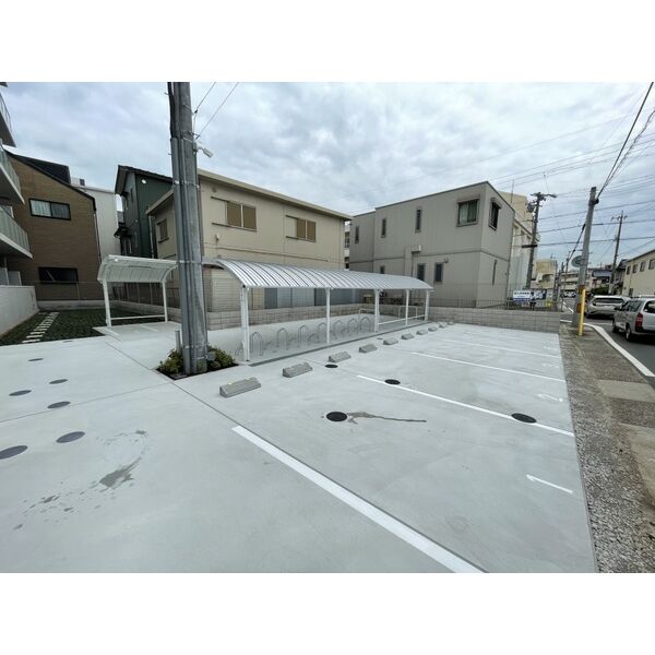 15/22 駐車場