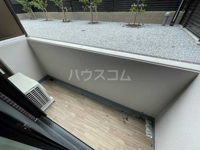 14/27 バルコニー