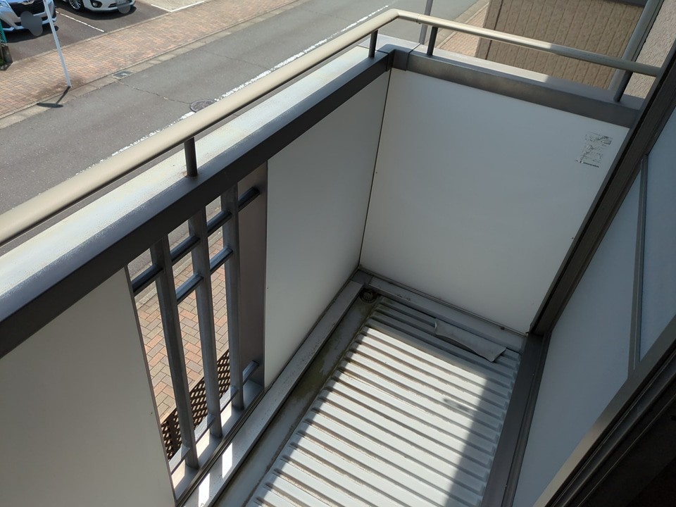 20/30 バルコニー