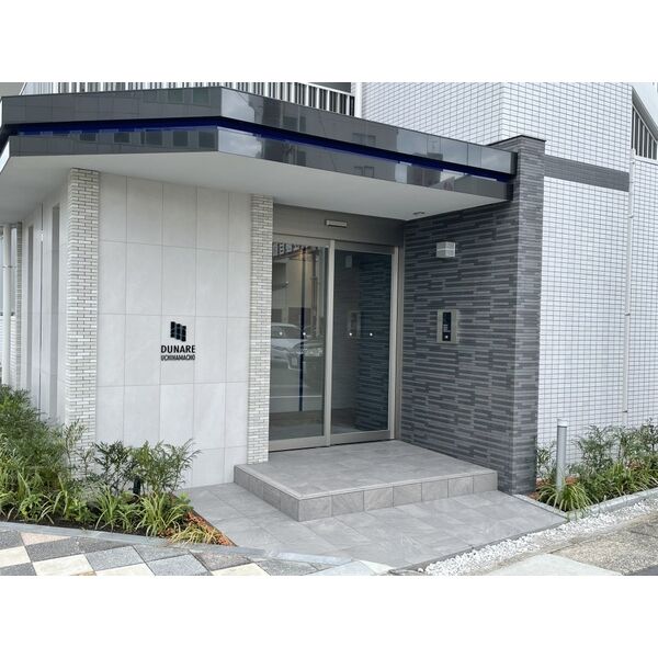 17/25 エントランス