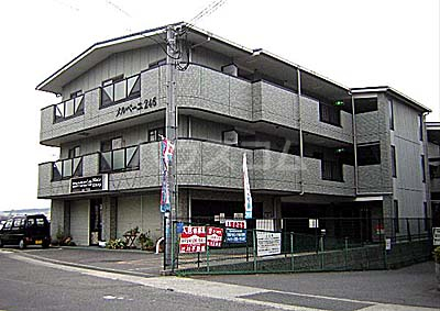 15/17 エントランス