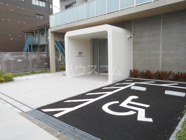 26/30 駐車場