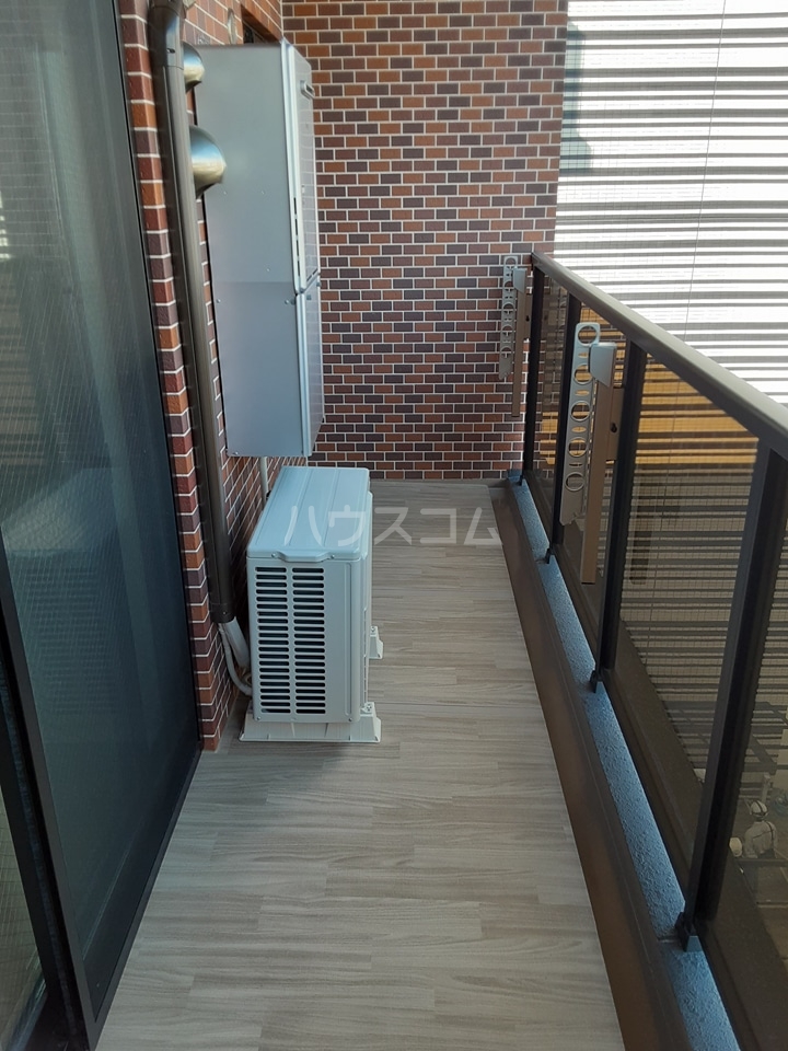 21/30 バルコニー