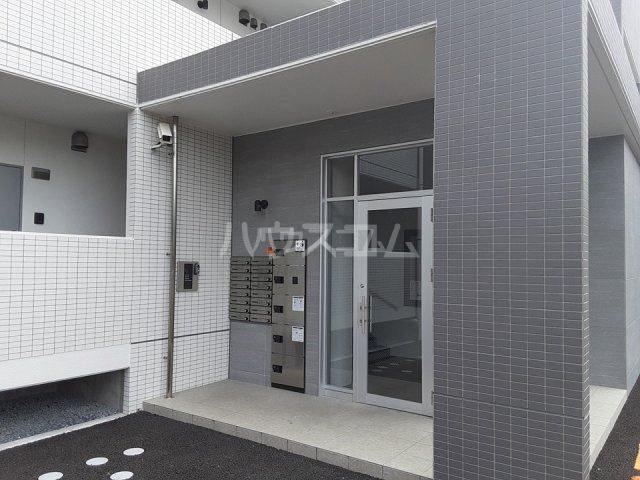 2/3 エントランス