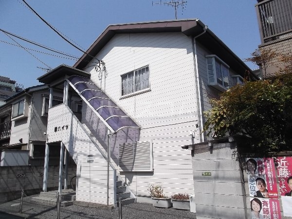 23/30 エントランス