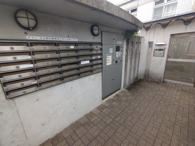 21/24 エントランス