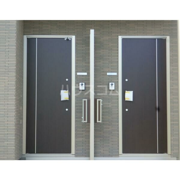 14/25 エントランス