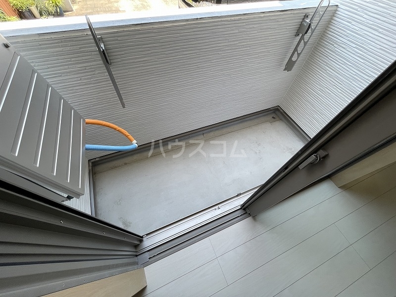 20/30 バルコニー