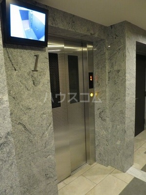 21/25 エントランス