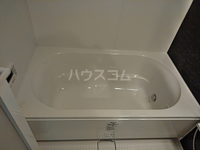 13/30 浴室