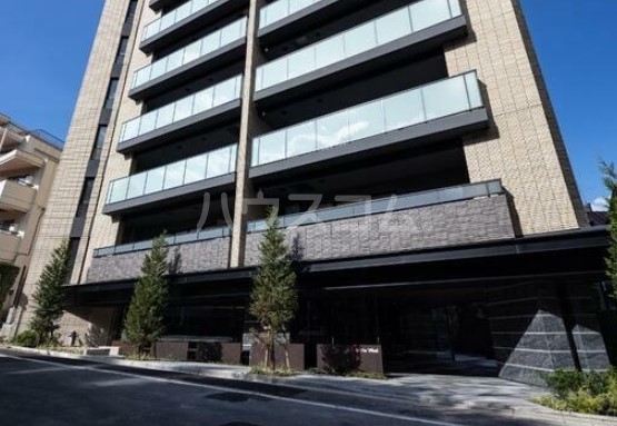 16/26 エントランス