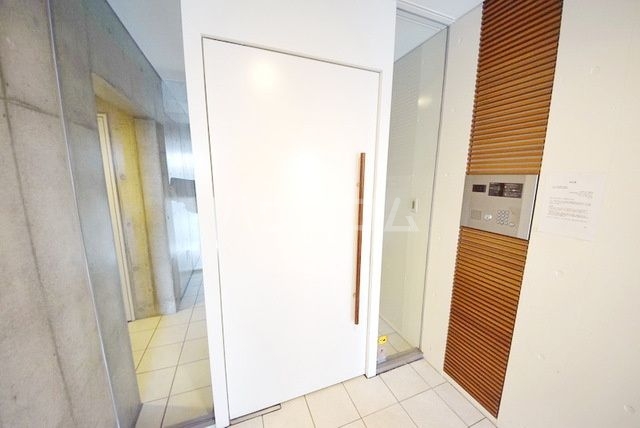 2/11 エントランス