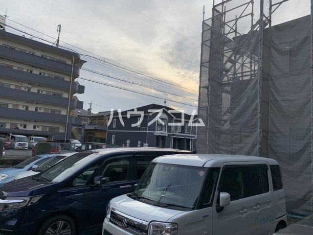 17/17 駐車場