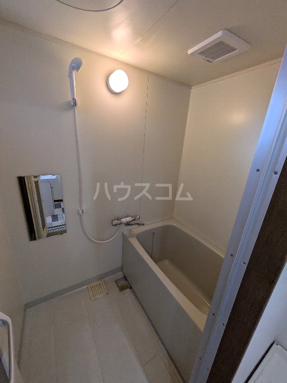 15/30 浴室