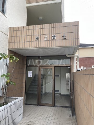 25/30 エントランス