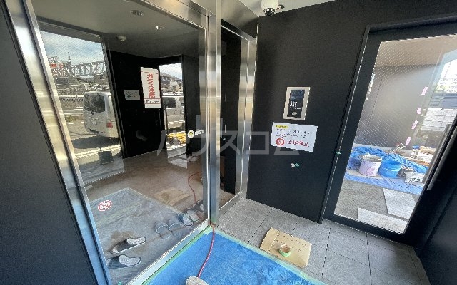 29/30 エントランス