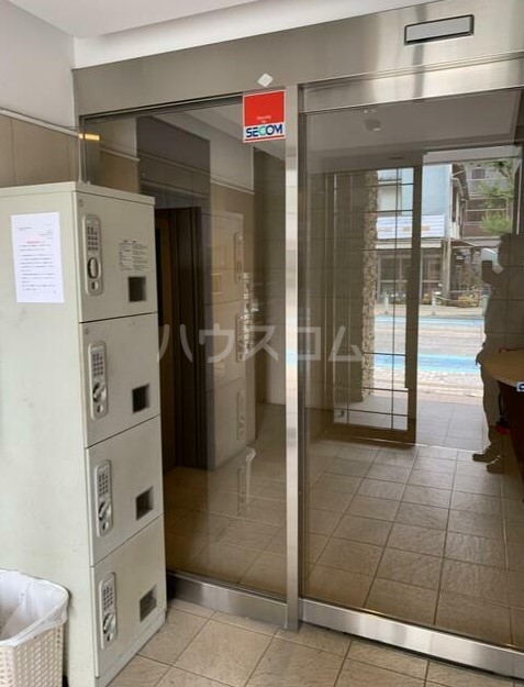 3/5 エントランス