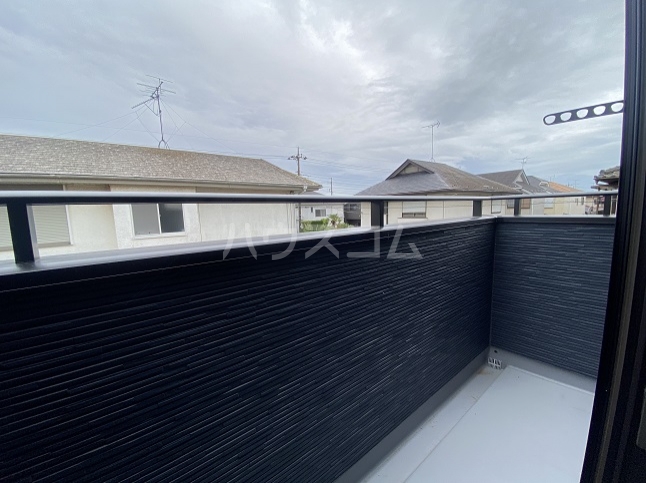 19/25 バルコニー