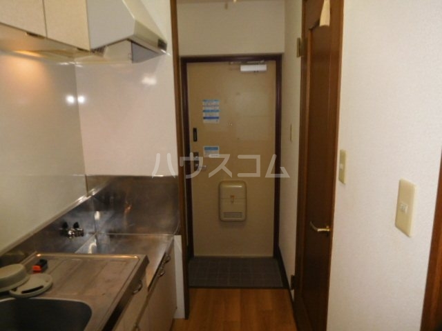 14/20 エントランス