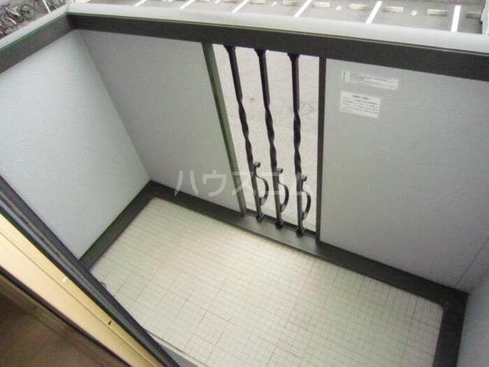 14/25 バルコニー