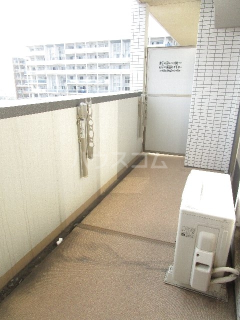 16/28 バルコニー