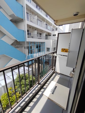 14/30 バルコニー