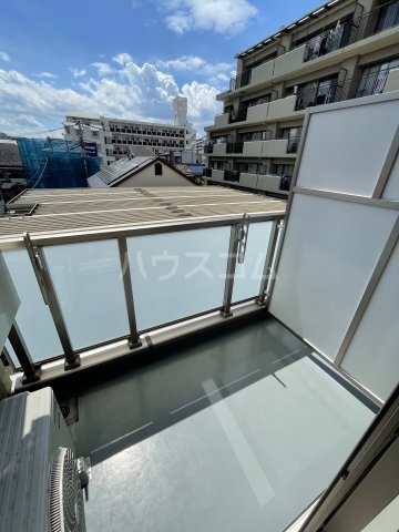 19/30 バルコニー