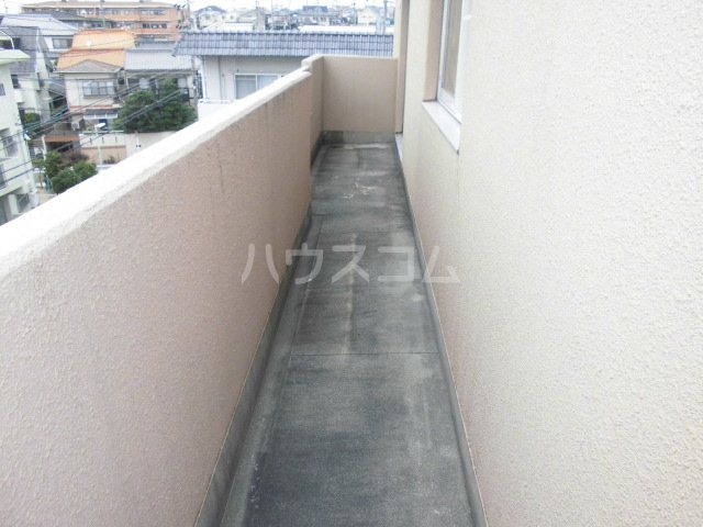 16/28 バルコニー