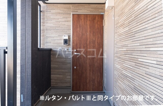 14/20 エントランス