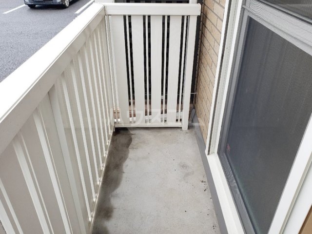 13/23 バルコニー