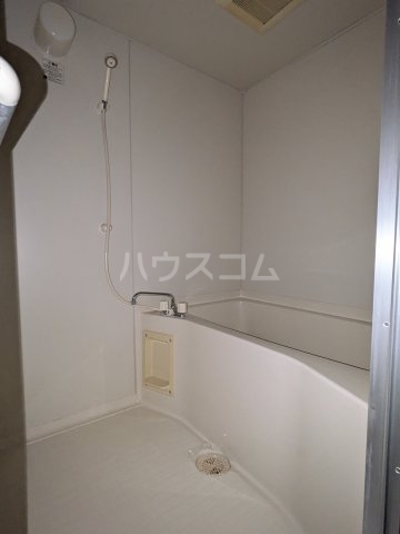 17/30 浴室