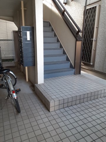 2/6 エントランス