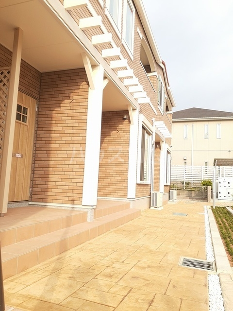 14/20 エントランス