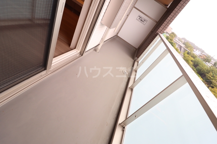 13/20 バルコニー