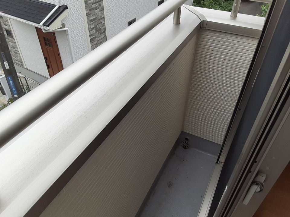 13/19 バルコニー