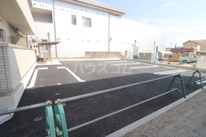 21/23 駐車場