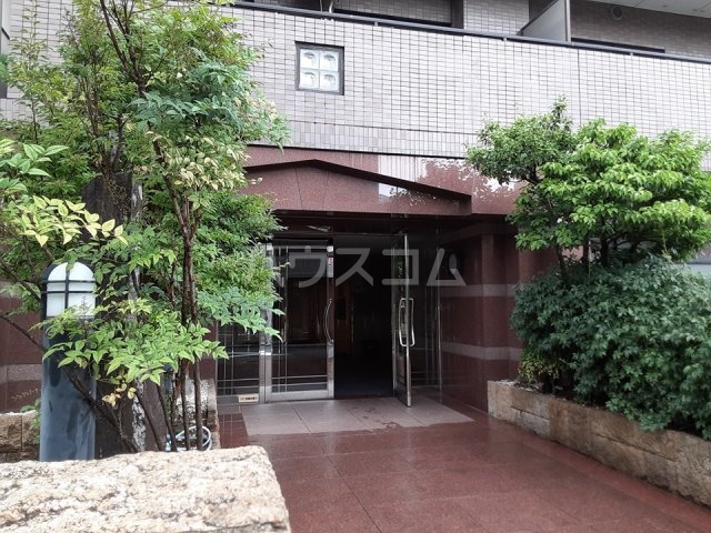 29/30 エントランス