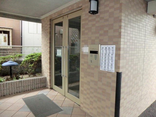 17/28 エントランス