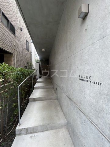 14/14 エントランス