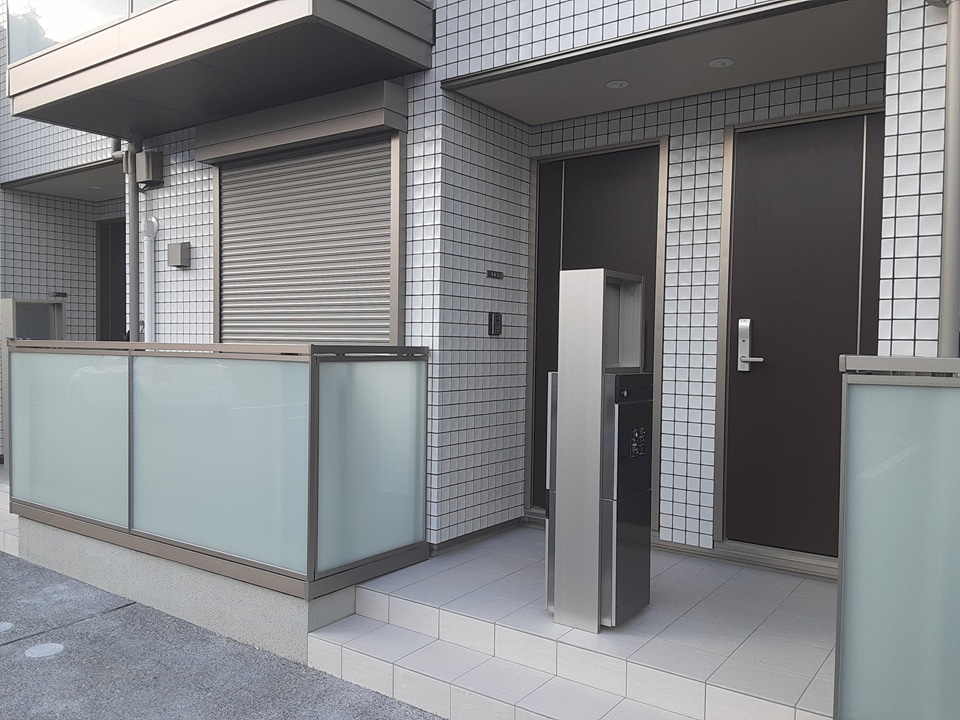 2/4 エントランス