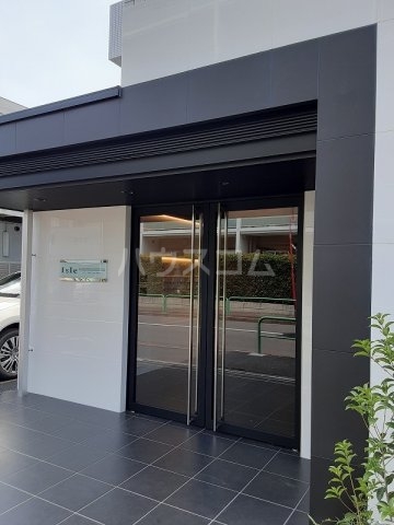 25/30 エントランス