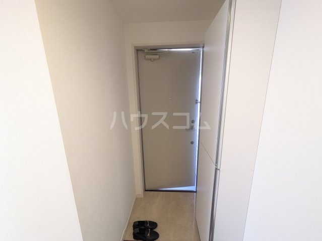 13/30 玄関